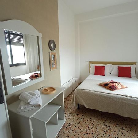 Отель Myhouse Ольбия Экстерьер фото